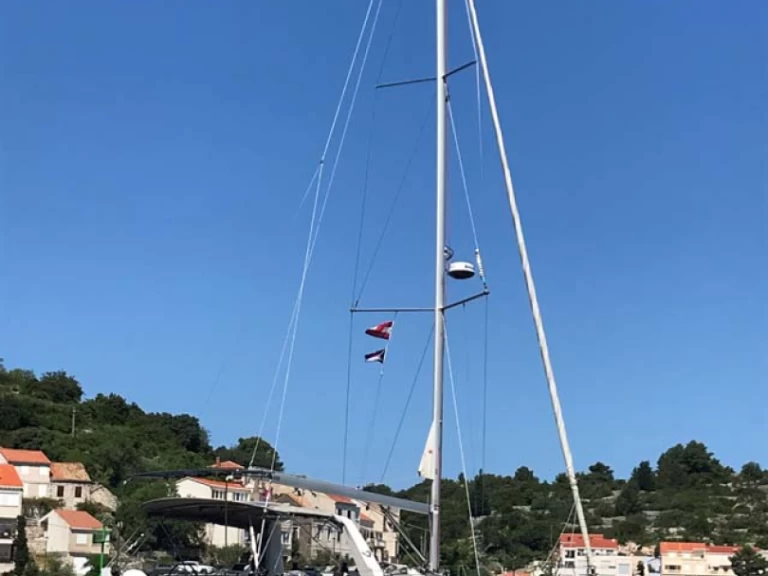 Pronajmout Plachetnice se skipperem či ne Bénéteau v Split