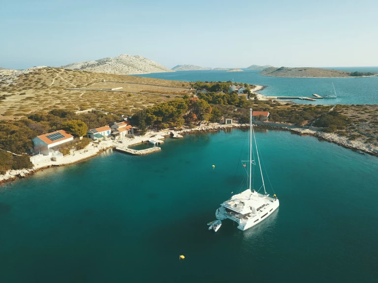Dufour Dufour Catamarans 48 Sail jednotlivci a charterové společnosti v Kaštela