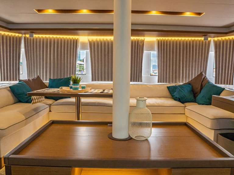 Katamarán k pronájmu v Kaštela za nejlepší cenu