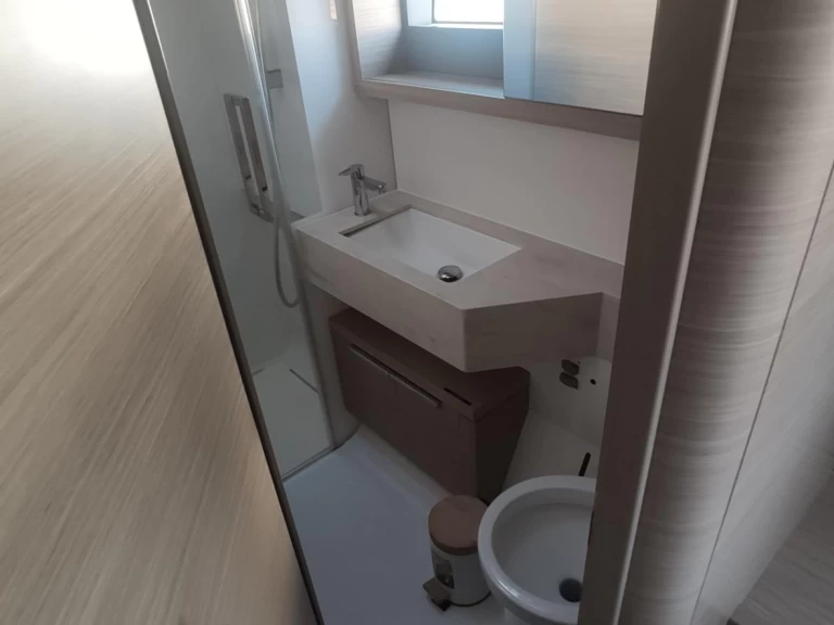 Pronájem lodi Lagoon Lagoon 51 v Kaštela na Samboatu