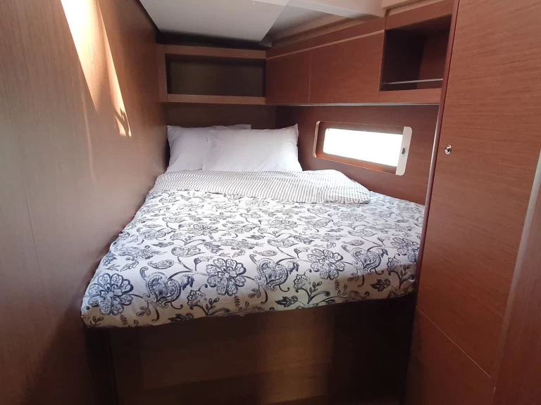 Pronajmout Plachetnice se skipperem či ne Bénéteau v Split