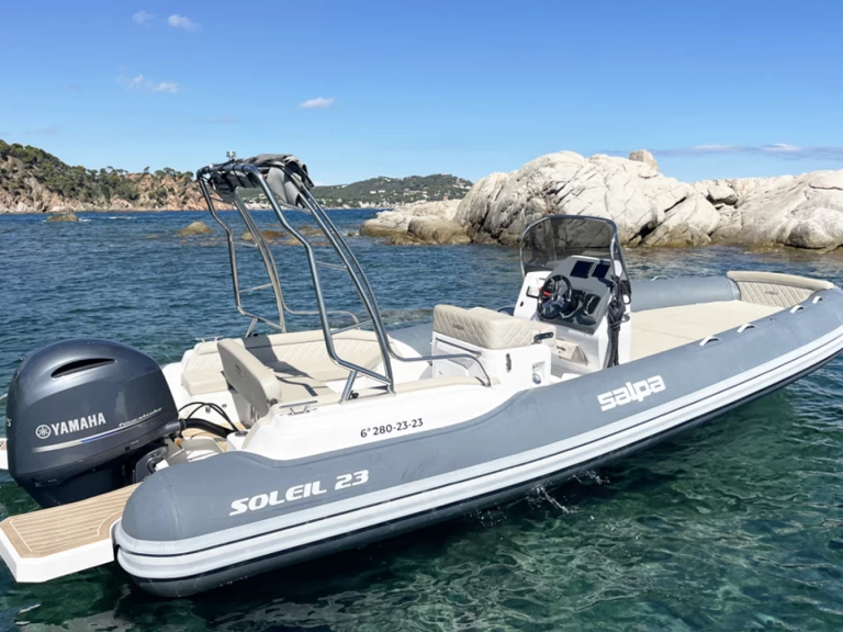 Pronajmout si Salpa Salpa Soleil 23 v Marina de Palamós