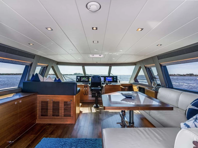 Pronajmout Jachta se skipperem či ne Horizon v Nassau