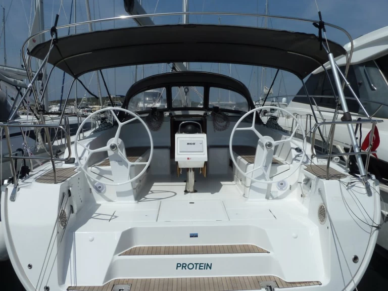 Pronájem lodi Bavaria Cruiser 46 v Marmaris na Samboatu