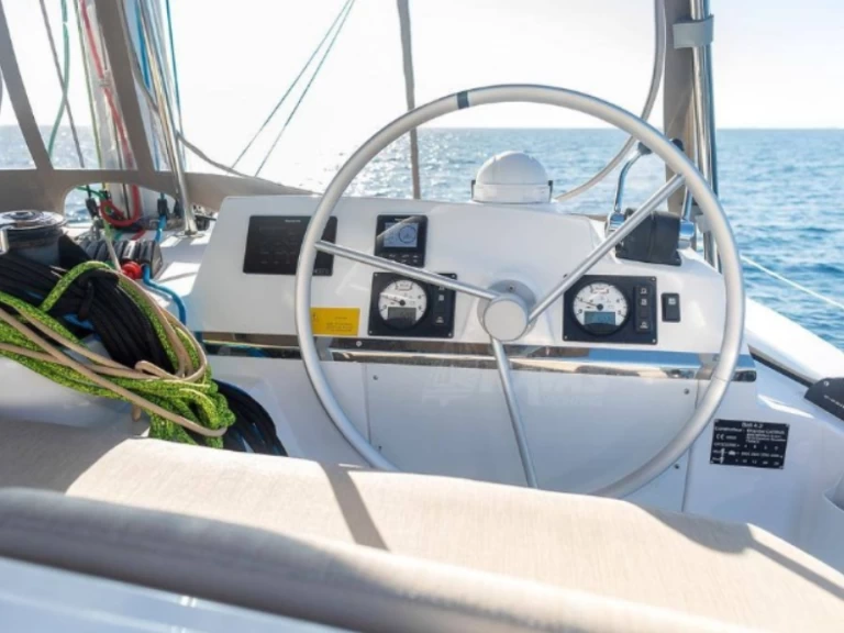 Pronájem lodi Paleros lákavé ceny Bali 4.2