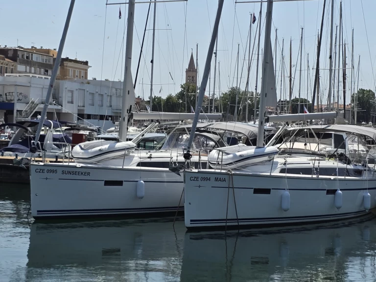 Bavaria Cruiser 37 jednotlivci a charterové společnosti v Zadar
