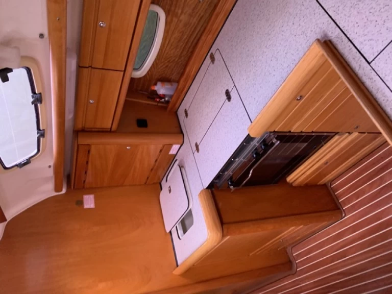 Pronajmout si Bavaria Bavaria 42 v La Spezia