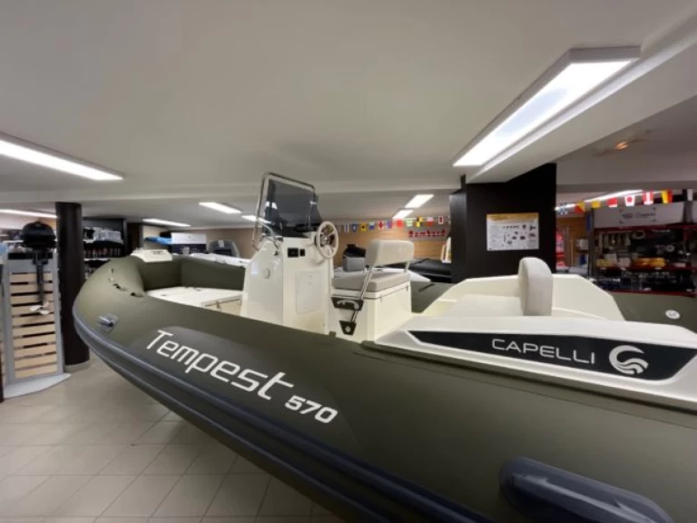 Pronajmout si Capelli Tempest 570 v Combrit