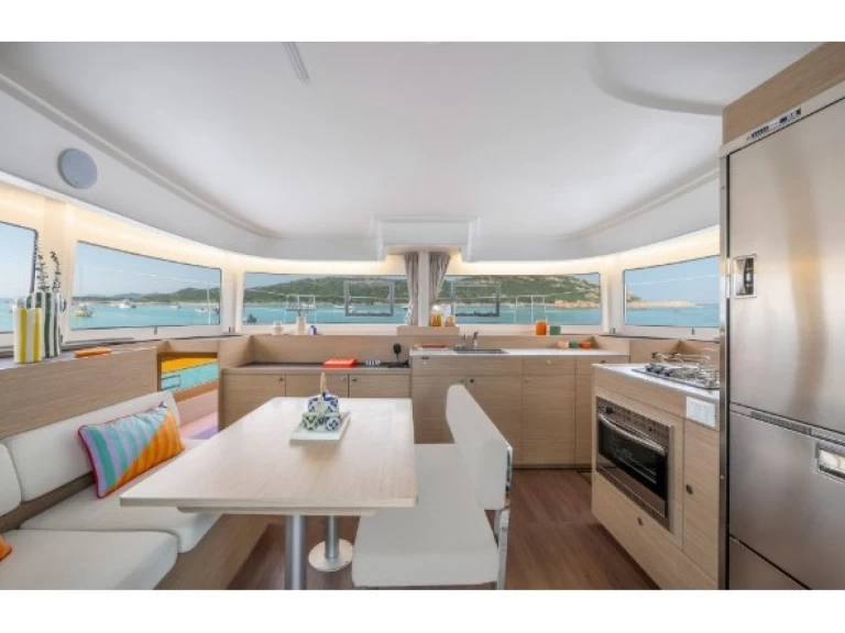 Pronájem lodi Sukošan lákavé ceny Lagoon 38 OV