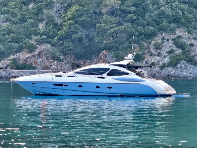 Pronájem lodi Azimut Azimut Atlantis 55 v Palioúri na Samboatu