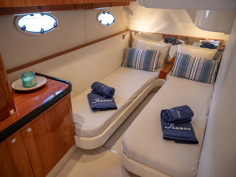 Pronajmout si Elan Elan Power 42 v Palioúri