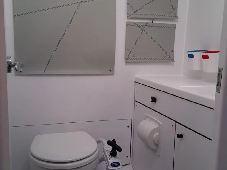 Pronajmout Plachetnice se skipperem či ne Pogo Structures v Punat