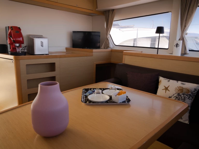 Pronajmout si Lagoon Lagoon 42 v Castellammare del Golfo