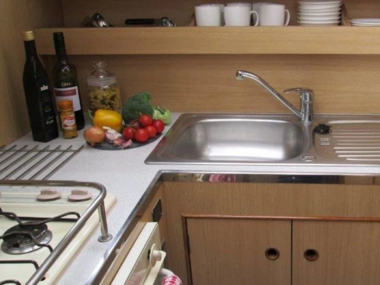 Pronajmout si Le Boat Curlew WHS v Spean Bridge