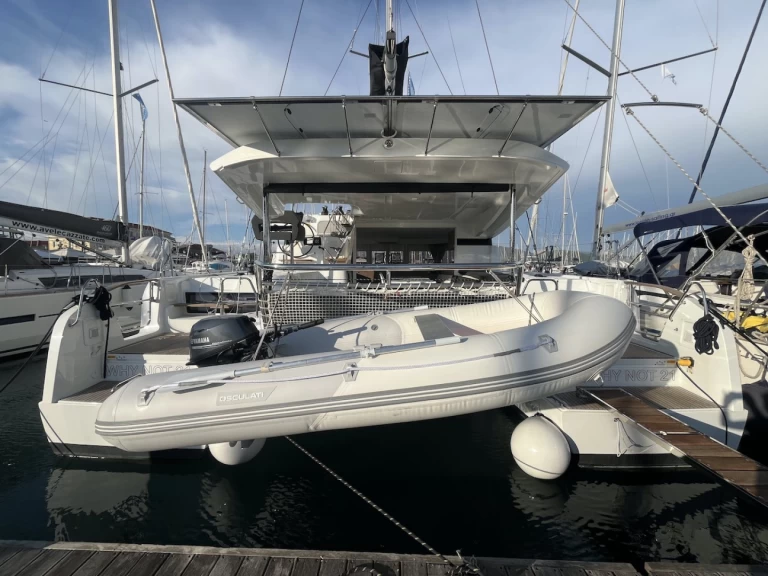 Pronajmout Katamarán se skipperem či ne Lagoon v Lefkáda