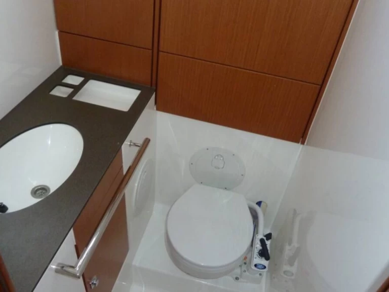 Pronájem lodi Marmaris lákavé ceny Cruiser 46