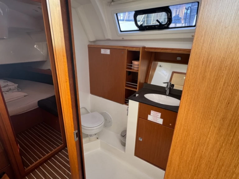 Pronájem jachty v Rogoznica -Bavaria Cruiser 41 na Samboatu