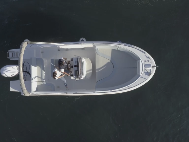 Pronajmout si Allegra Boats all 21 open v Cetara