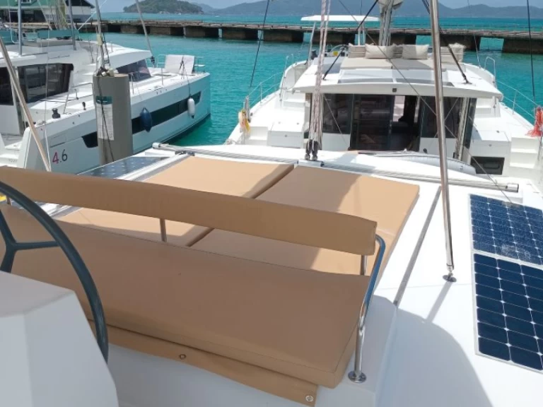 Pronájem lodi Praslin Island lákavé ceny Bali 4.5