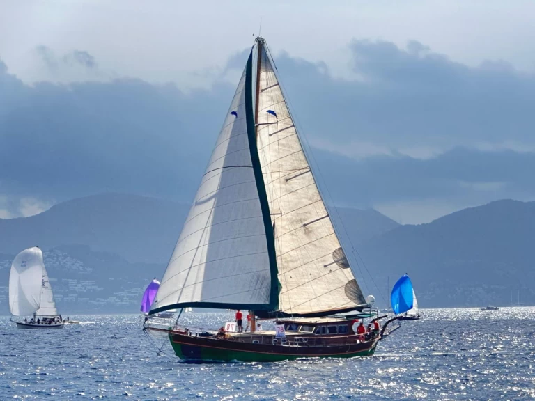 Pronájem jachty v Gümbet - Gulet na Samboatu