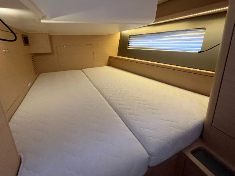 Pronajmout Plachetnice se skipperem či ne Dufour v Bandol