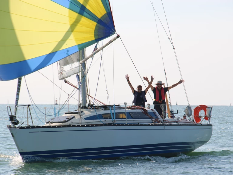 Pronájem lodi Francie lákavé ceny X-119