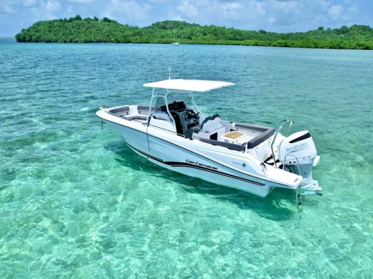 Pronájem Motorová loď v Les Trois-Îlets -Jeanneau Cap Camarat 7.5 CC Serie 2
