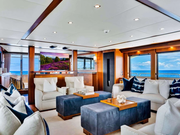 Pronájem Jachta Sunseeker s licencí