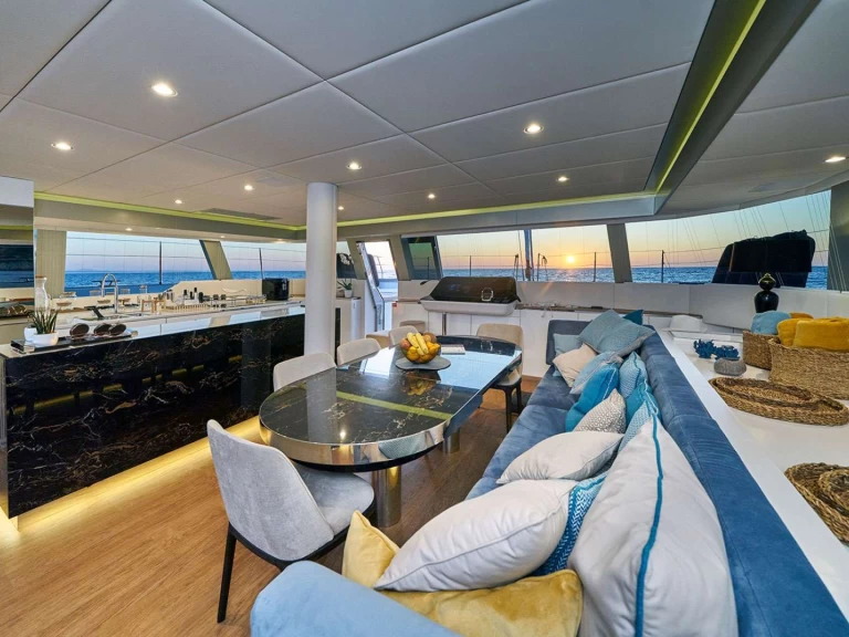 Pronájem jachty v Rogoznica -Sunreef Sinata na Samboatu