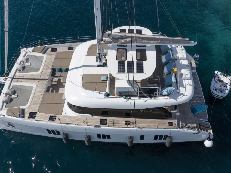 Pronájem jachty v Rogoznica -Sunreef Sinata na Samboatu