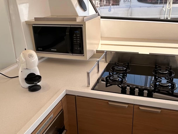 Pronájem Katamarán Bali s licencí