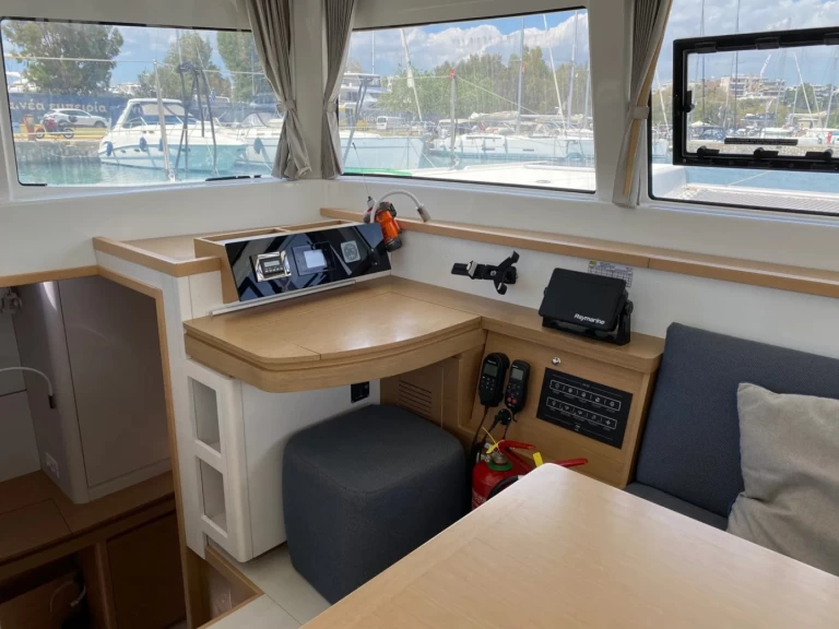 Pronajmout si Excess Excess 12 v Kalamata (Municipality)