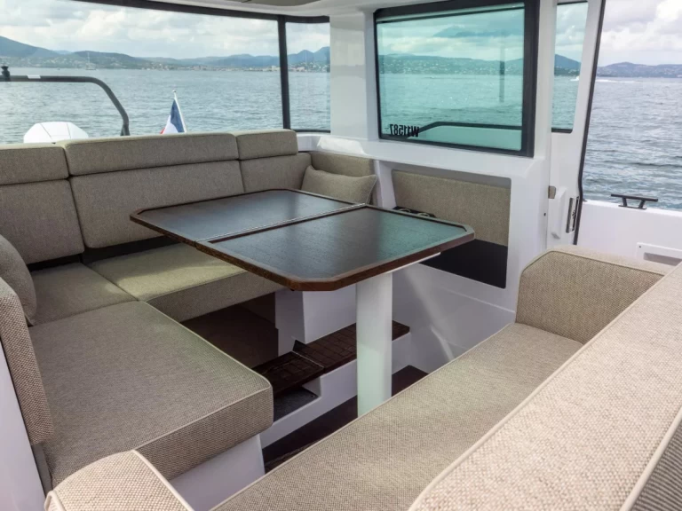 Pronájem Motorová loď v Kalamata (Municipality) -Axopar Axopar 37 XC Cross Cabin