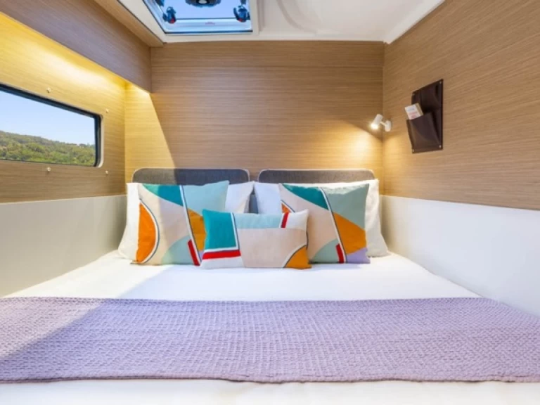 Pronájem Katamarán Lagoon s licencí