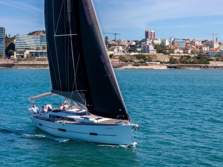 Pronájem lodi Cascais lákavé ceny Dufour 460 Grand Large