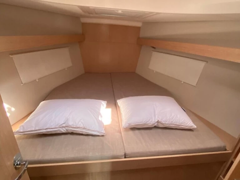 Pronajmout si Bavaria Bavaria C38 v Marmaris