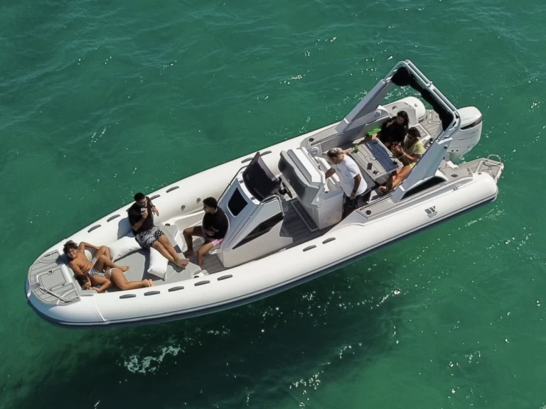 Pronájem Motorová loď Tiger topline s licencí