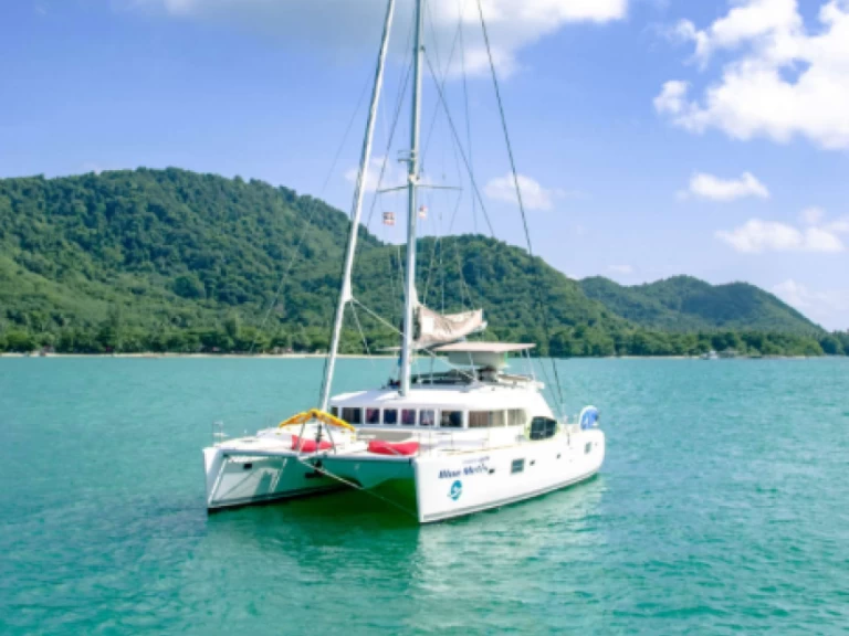 Pronajmout si Lagoon Lagoon 500 v Phuket (City)