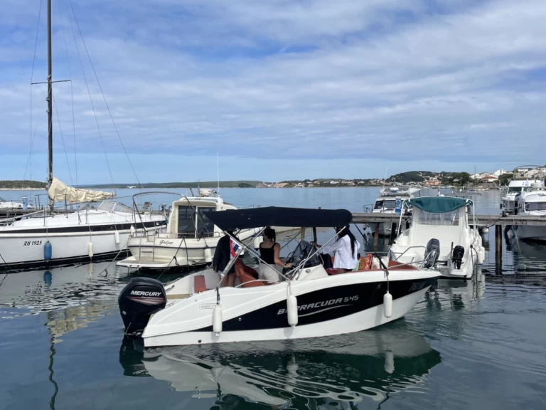 Pronájem lodi Rab lákavé ceny 545