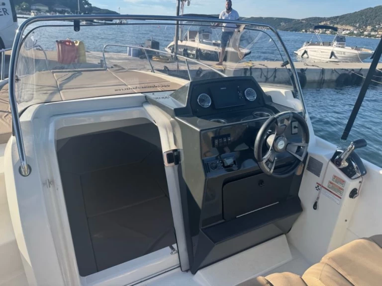 Pronájem jachty v Rab -Quicksilver Activ 675 Sundeck na Samboatu