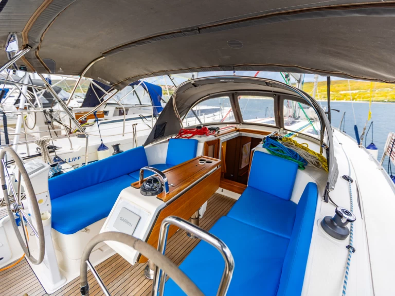 Pronájem Plachetnice Bavaria s licencí