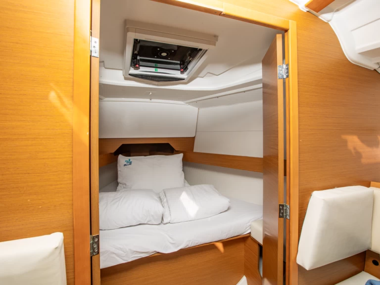 Pronájem lodi Jeanneau Sun Odyssey 349 v Punat na Samboatu