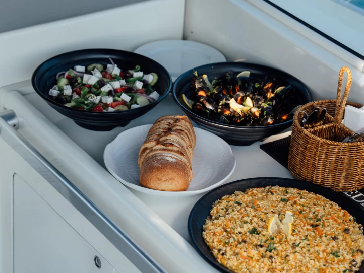 Pronájem jachty v Ornós -Numarine 56ft na Samboatu