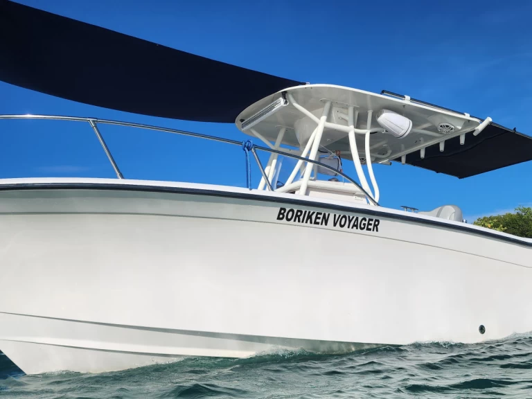 Motorová loď k pronájmu v Playa de Fajardo za nejlepší cenu