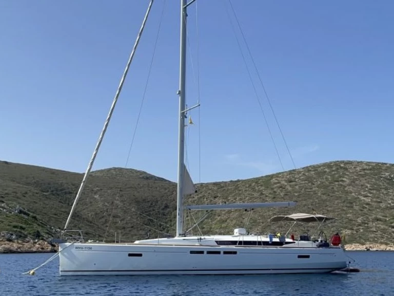 Pronajmout si Jeanneau Sun Odyssey 519 v Talamona