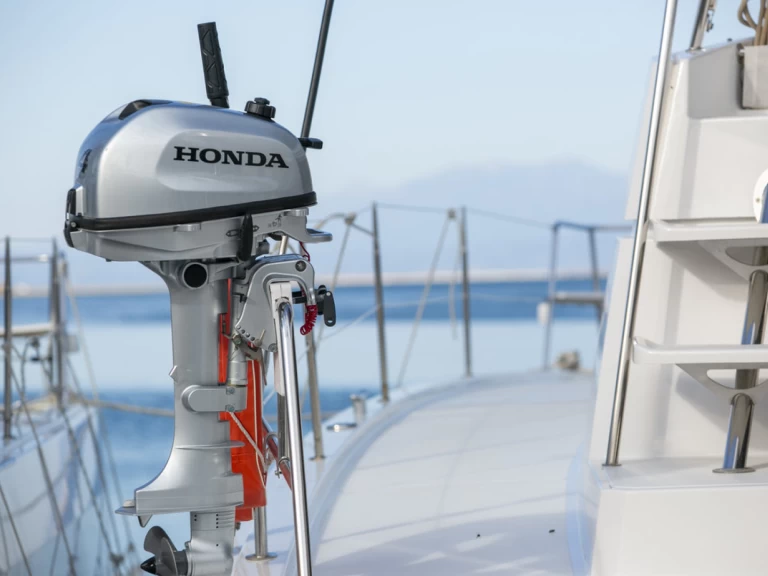 Pronájem lodi Bali Bali 4.3 v Plataniás na Samboatu