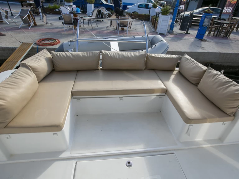 Pronajmout Katamarán se skipperem či ne Bali v Plataniás