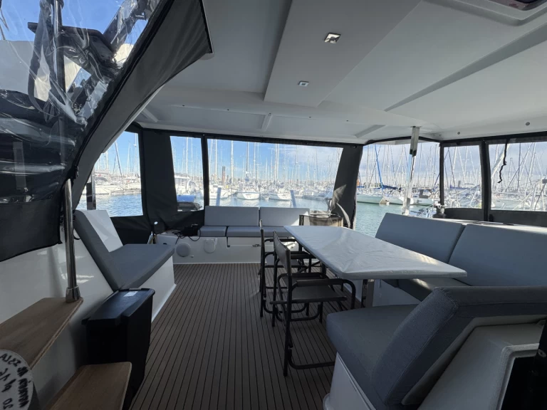Pronájem lodi Fountaine Pajot Isla 40 v La Rochelle na Samboatu