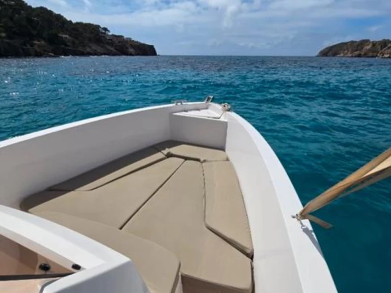 Pronájem Motorová loď Boats mak s licencí