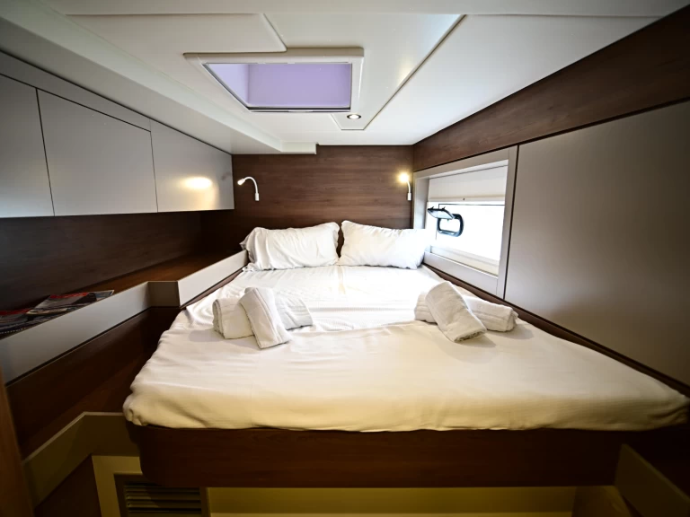 Pronajmout Katamarán se skipperem či ne Bali v Furnari